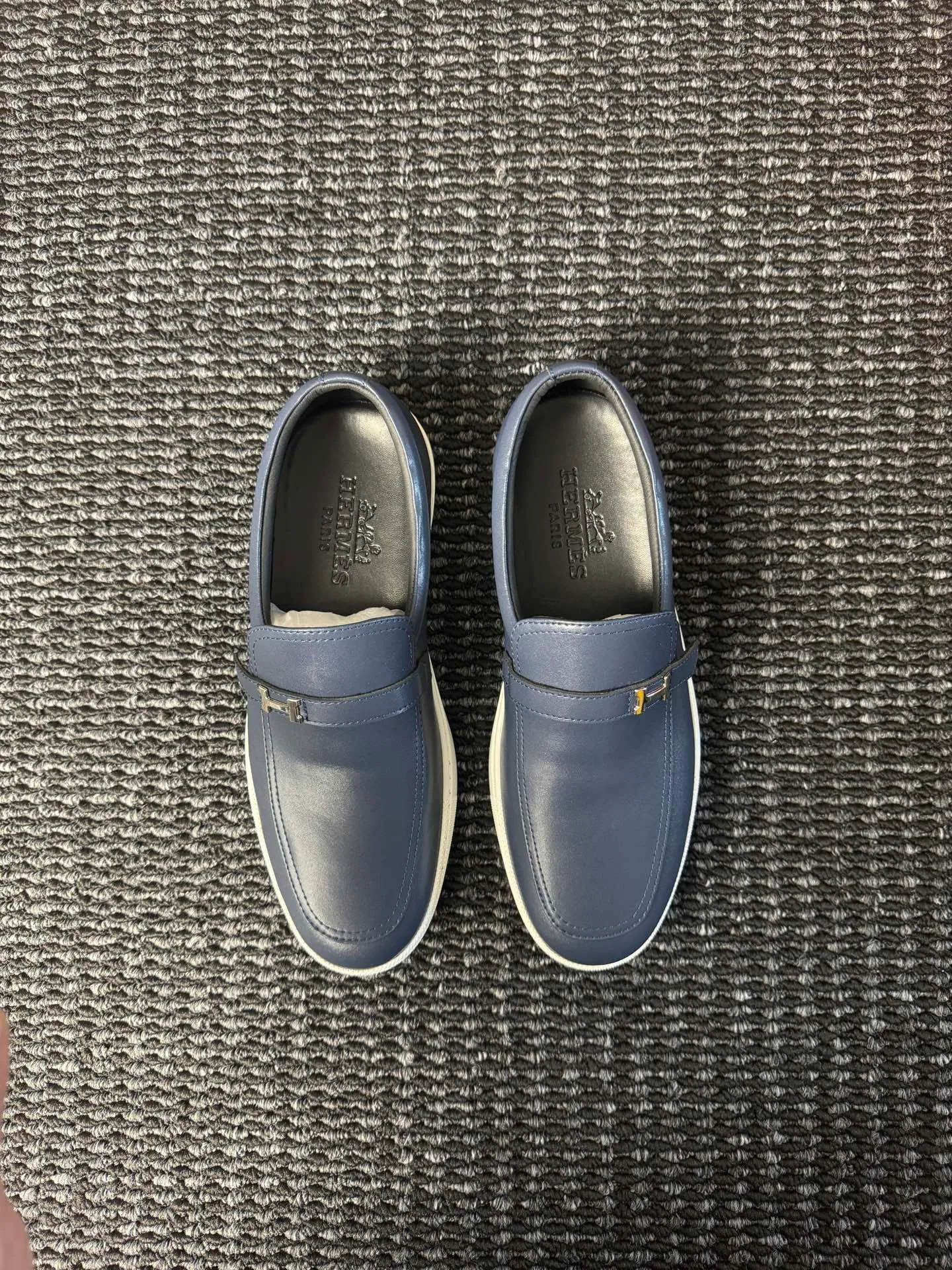 Men's men's shoes 💰440 [New style] 🪷🪷[HERMES] Hermès - High-end quality, the same style as the official website - Upper: 🔝 Nappa calfskin, with iconic H metal - Lining: water-dyed cowhide - Outsole: ultra-light TPU molded outsole - Ultra-high quality control·Fine workmanship: highlighted (high-end·luxury·grade) -Size: 38-44 (45 can be customized)·
